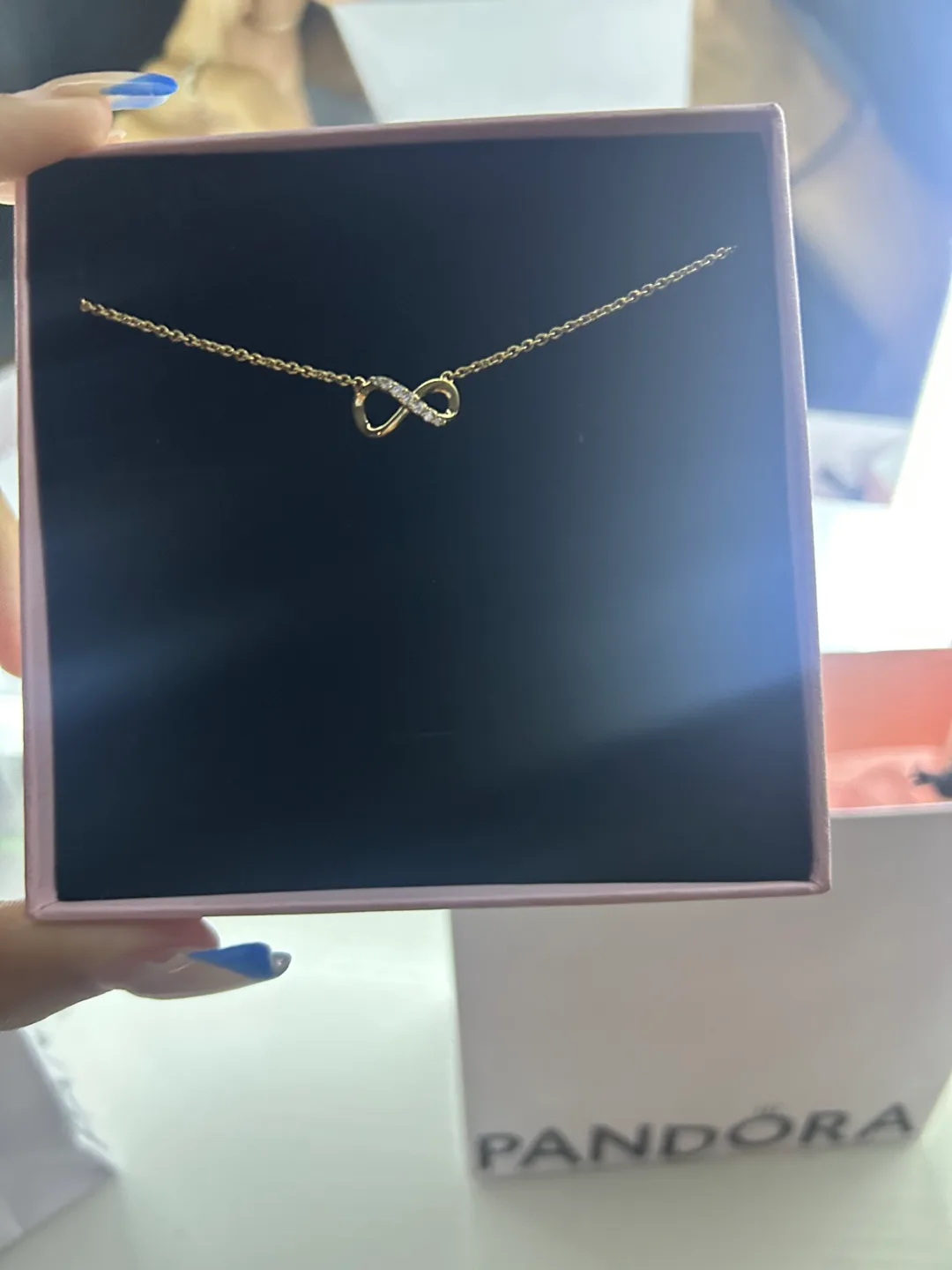 Pandora Infinity Knot Necklace - Gold image indicator(2)