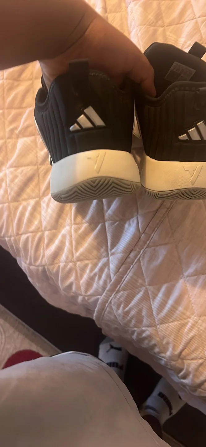 Adidas Don Issue 4 Basketball Shoes image indicator(3)