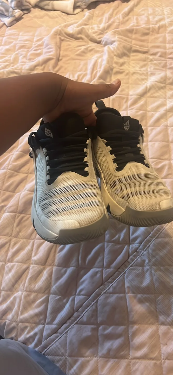 Adidas Don Issue 4 Basketball Shoes image indicator(4)