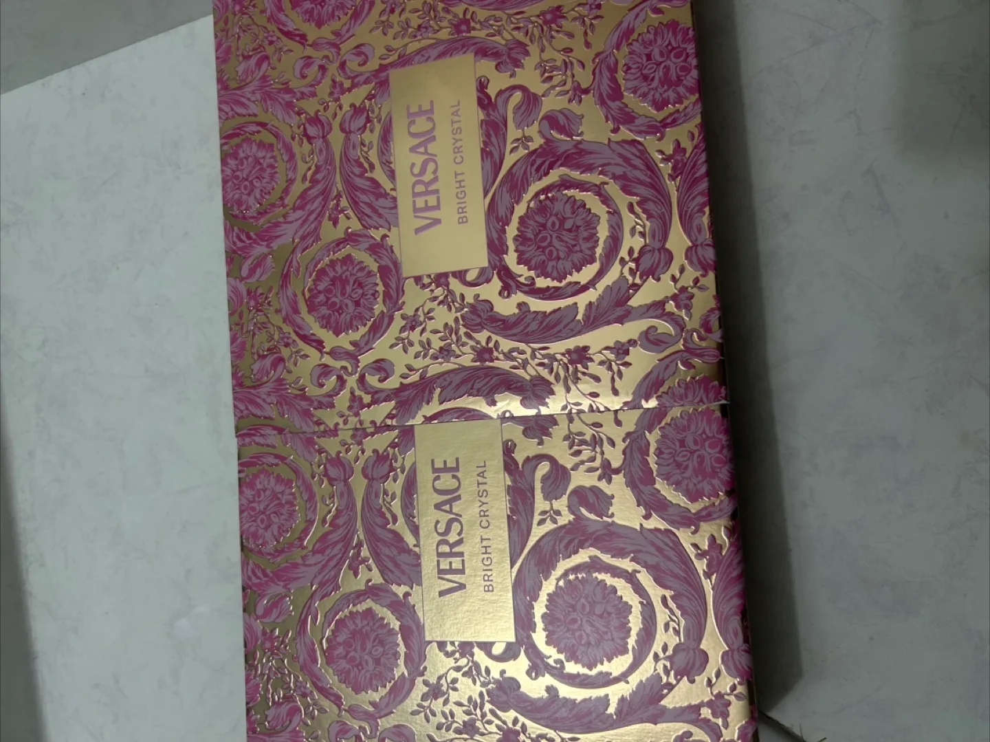 Versace Bright Crystal Gift Set image indicator(2)