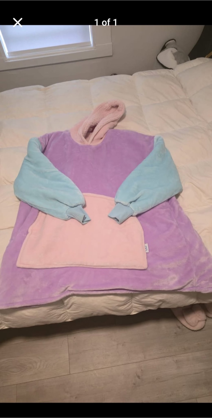 Hooded Blanket - Pastel Colours