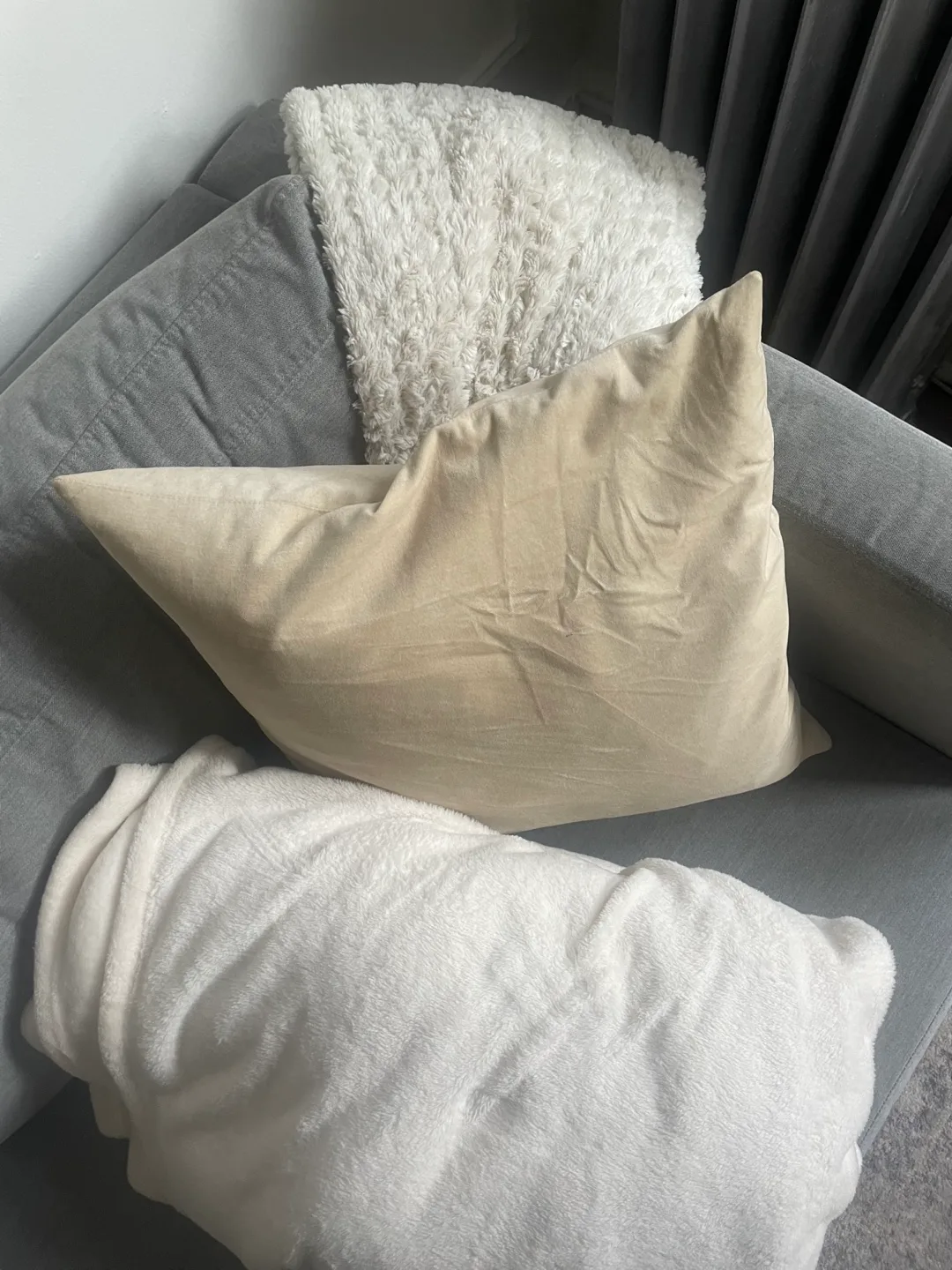 Throw Pillow + blankets thumbnail