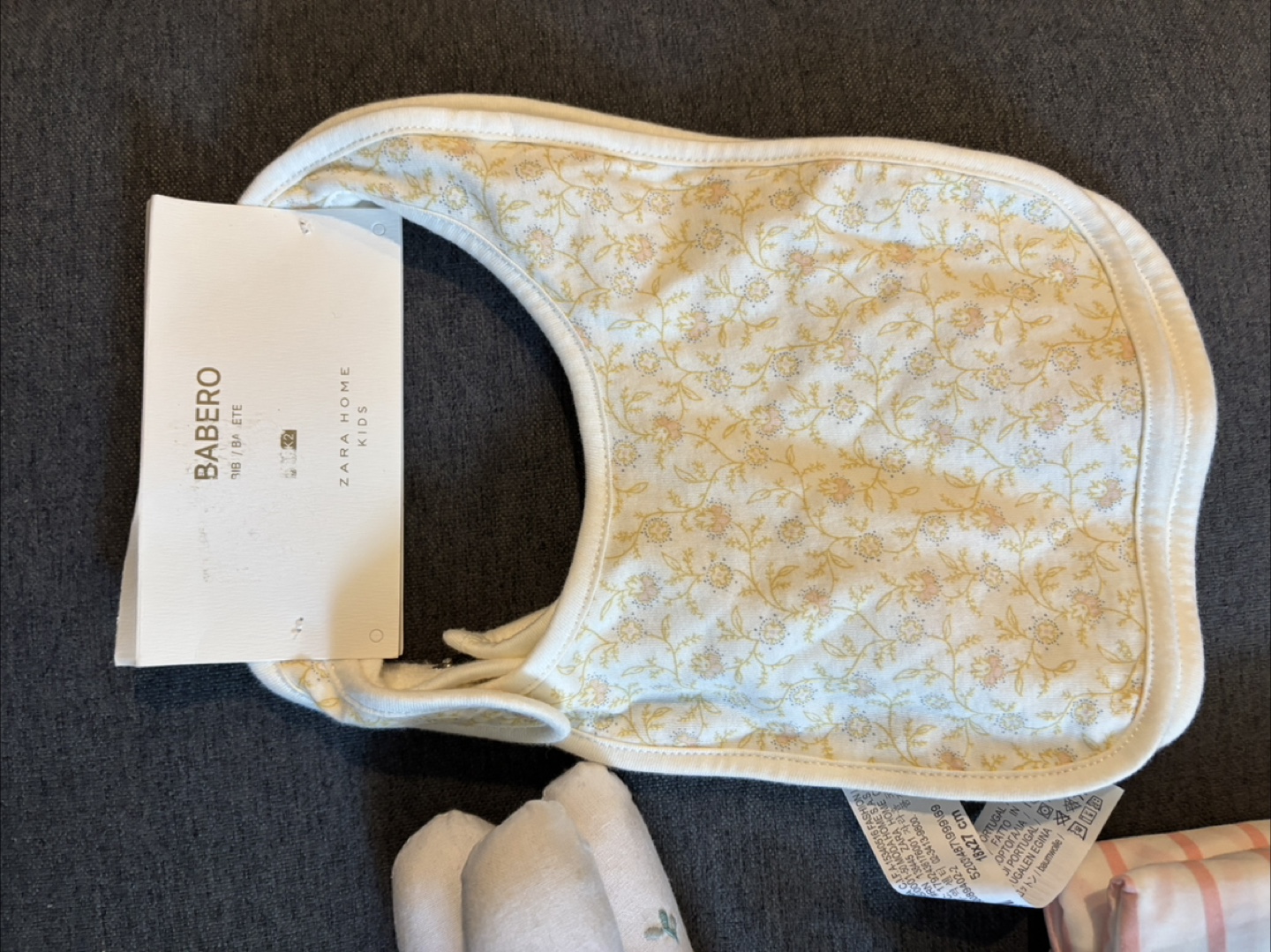 Zara Home Kids Collection Bib & Bassinet Sheet Set - photo 2