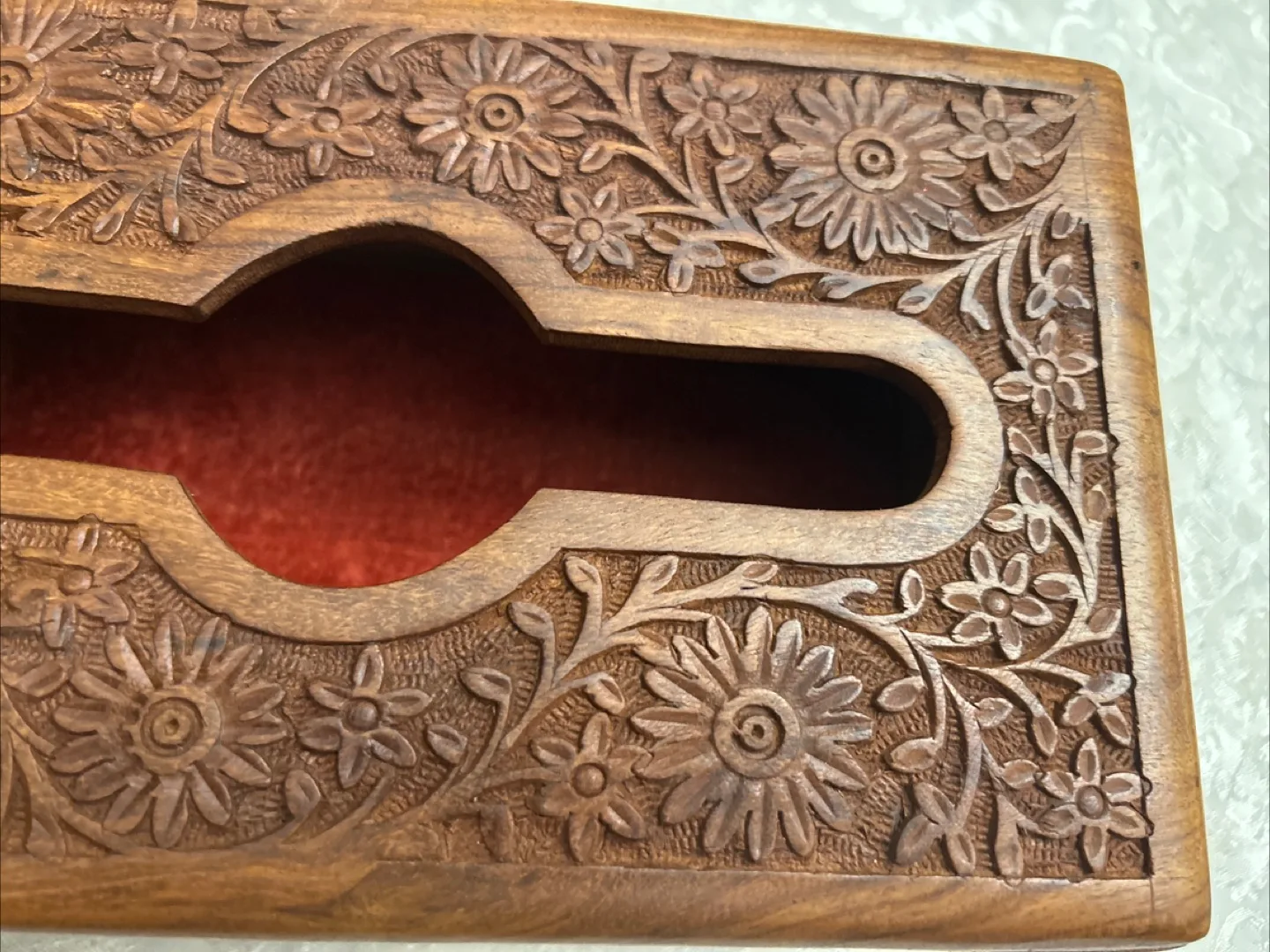 New Hand Carved Wooden tissue box holder image indicator(2)