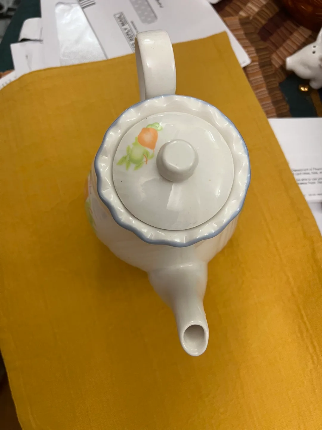 Home Beautiful Petite Bone China Leaf Dish image indicator(5)