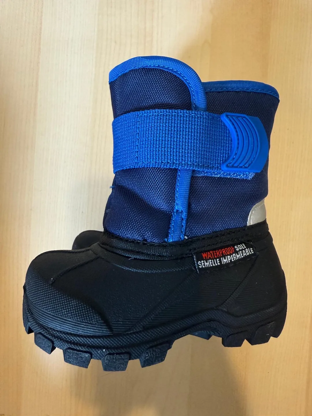 New George Kids' Winter Boots - Size 4 thumbnail