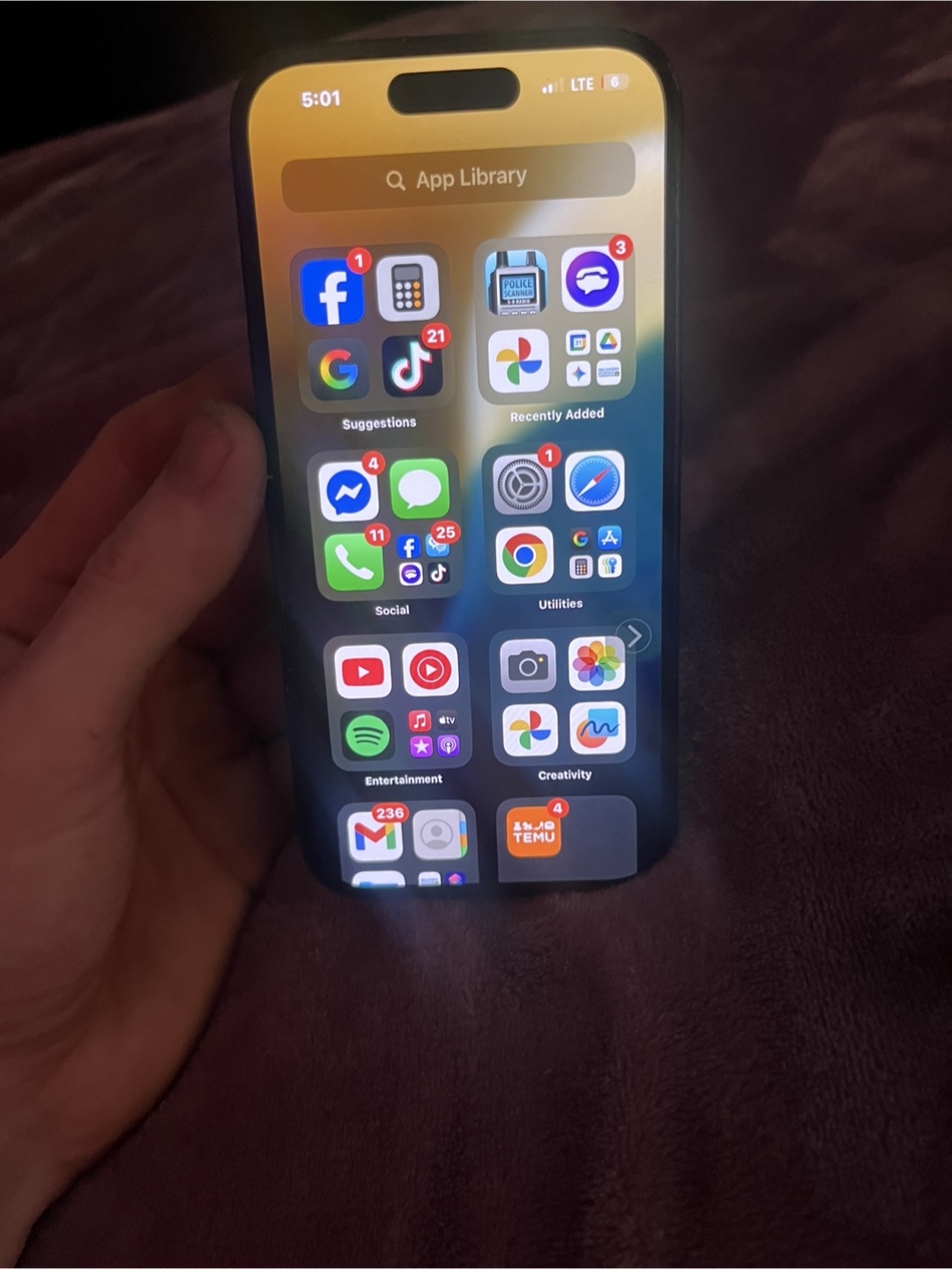 iPhone 15 128GB with Cases - photo 3