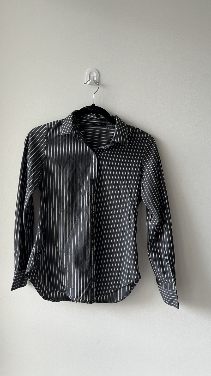 Dynamite Striped Y2K office Blouse - Size XS