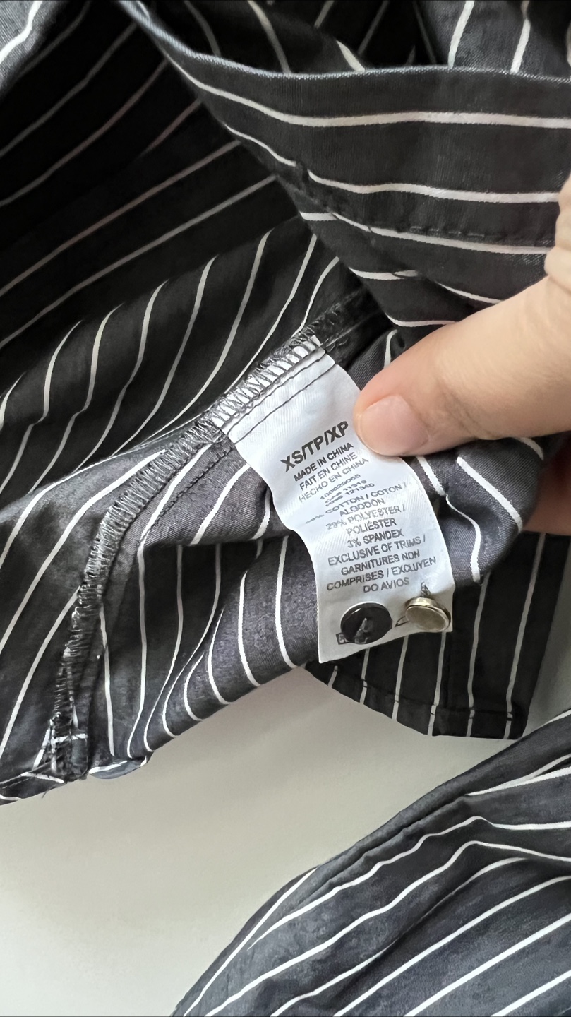 Dynamite Striped Y2K office Blouse - Size XS - photo 4