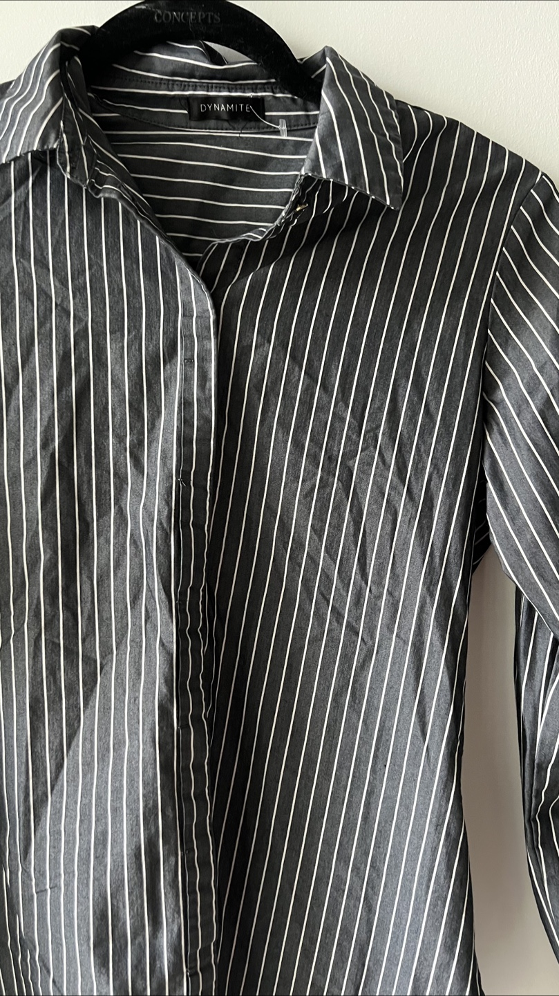 Dynamite Striped Y2K office Blouse - Size XS - photo 2