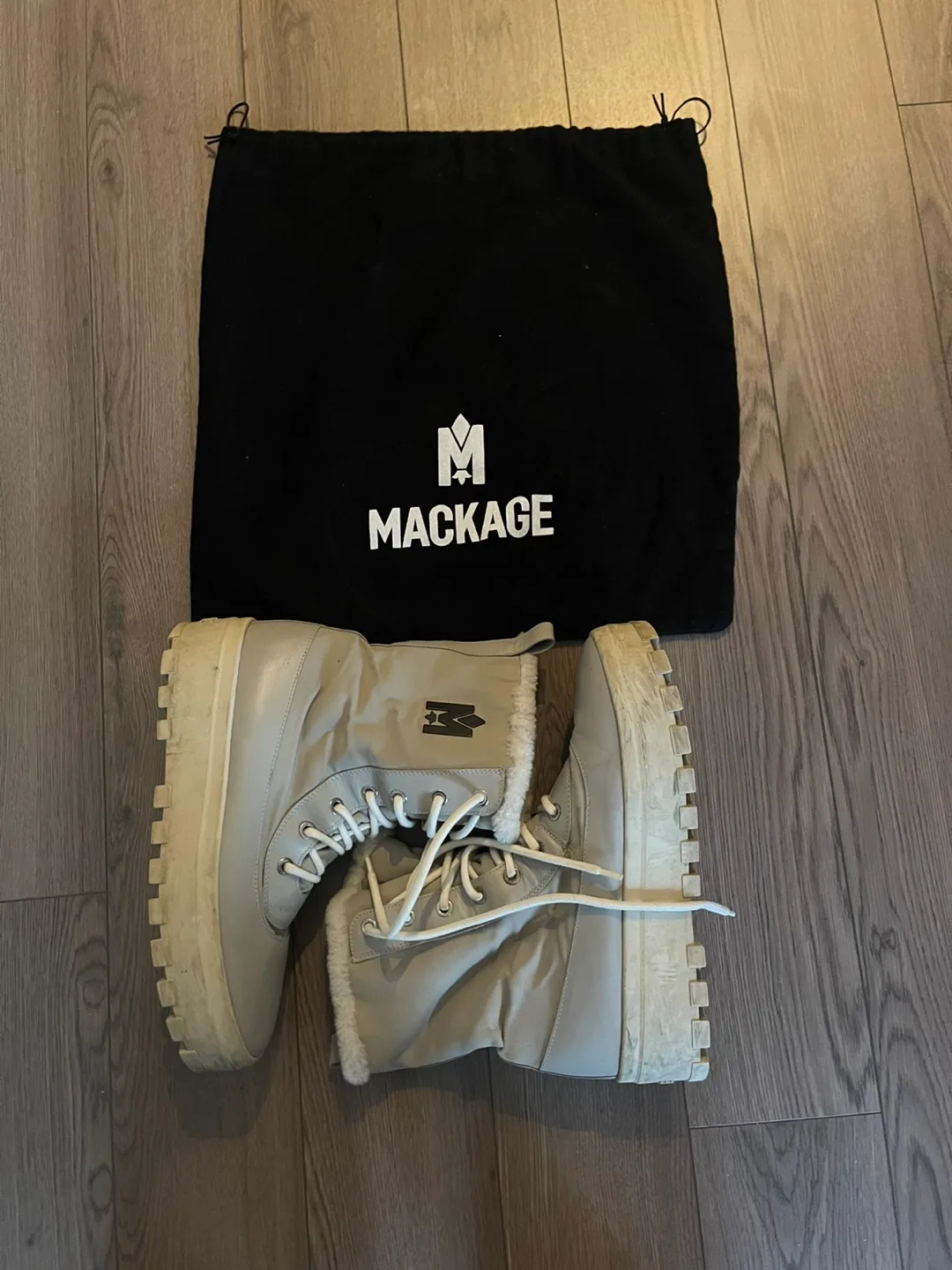 Mackage Platform Winter Boots, Size 10 thumbnail