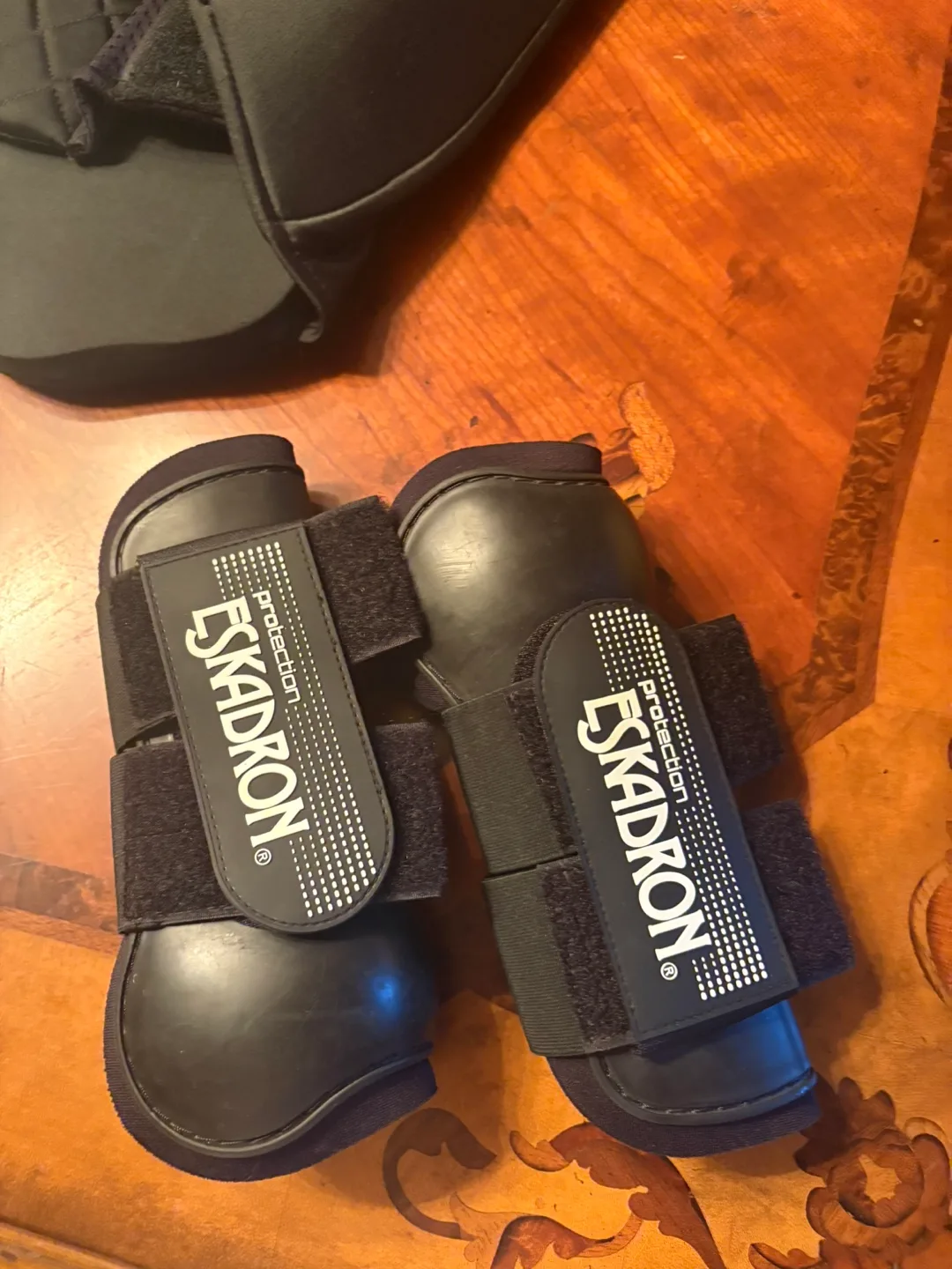 Eskadron Horse Fetlock Boots, Black image indicator(2)