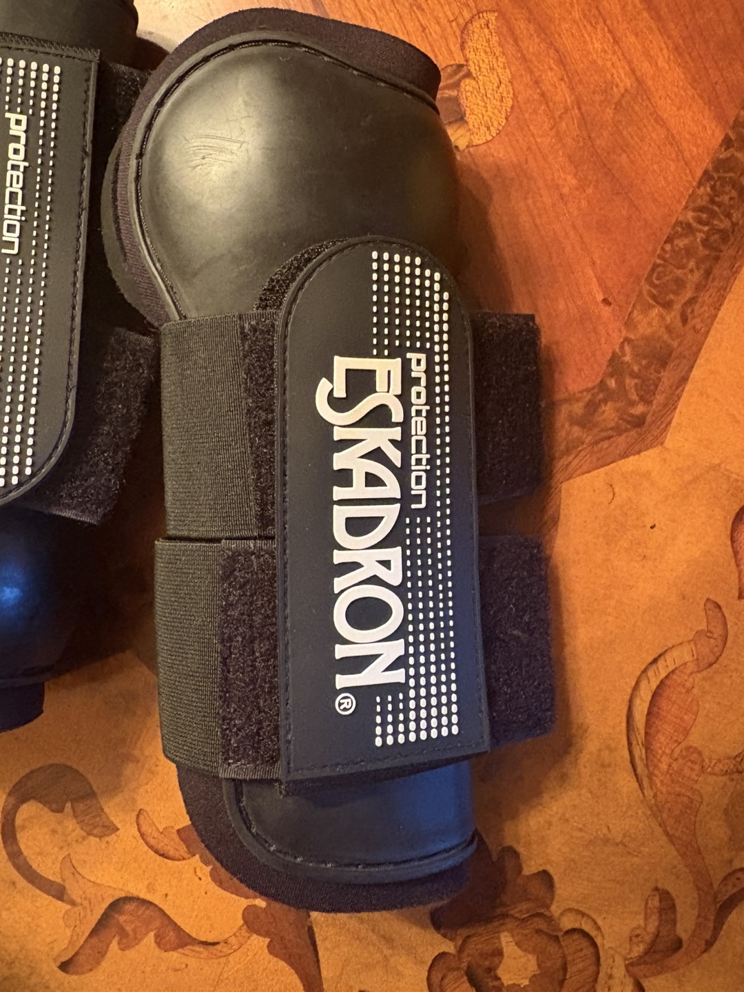 Eskadron Horse Fetlock Boots, Black