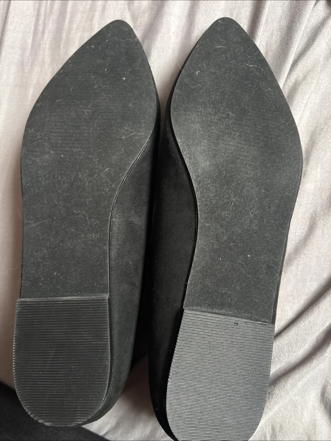 JF Black Pointed Toe Flats - Size 9 image indicator(3)