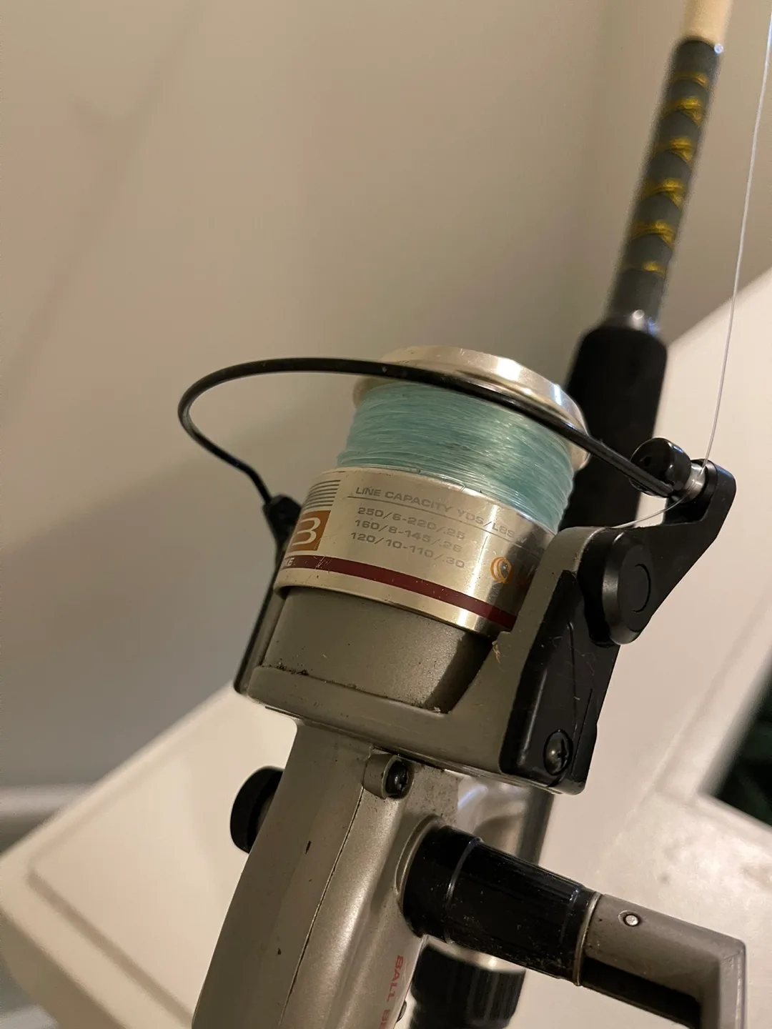 Zebco White Rhino Saltwater Fishing Rod + Quantum XG3 Reel image indicator(9)