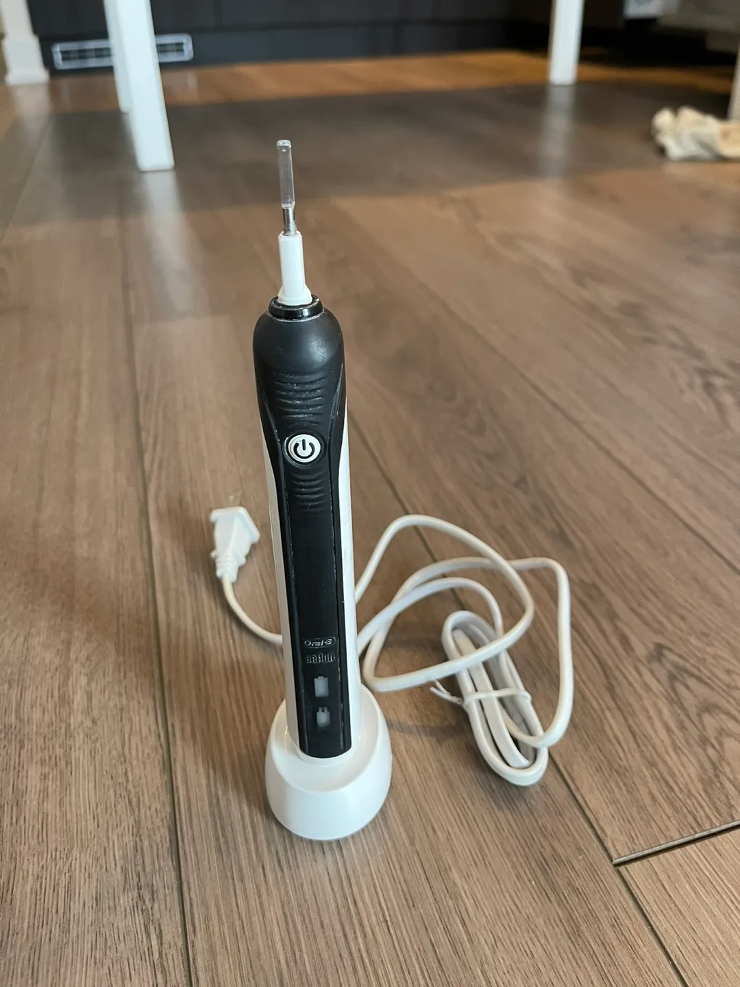 Oral-B Electric Toothbrush thumbnail