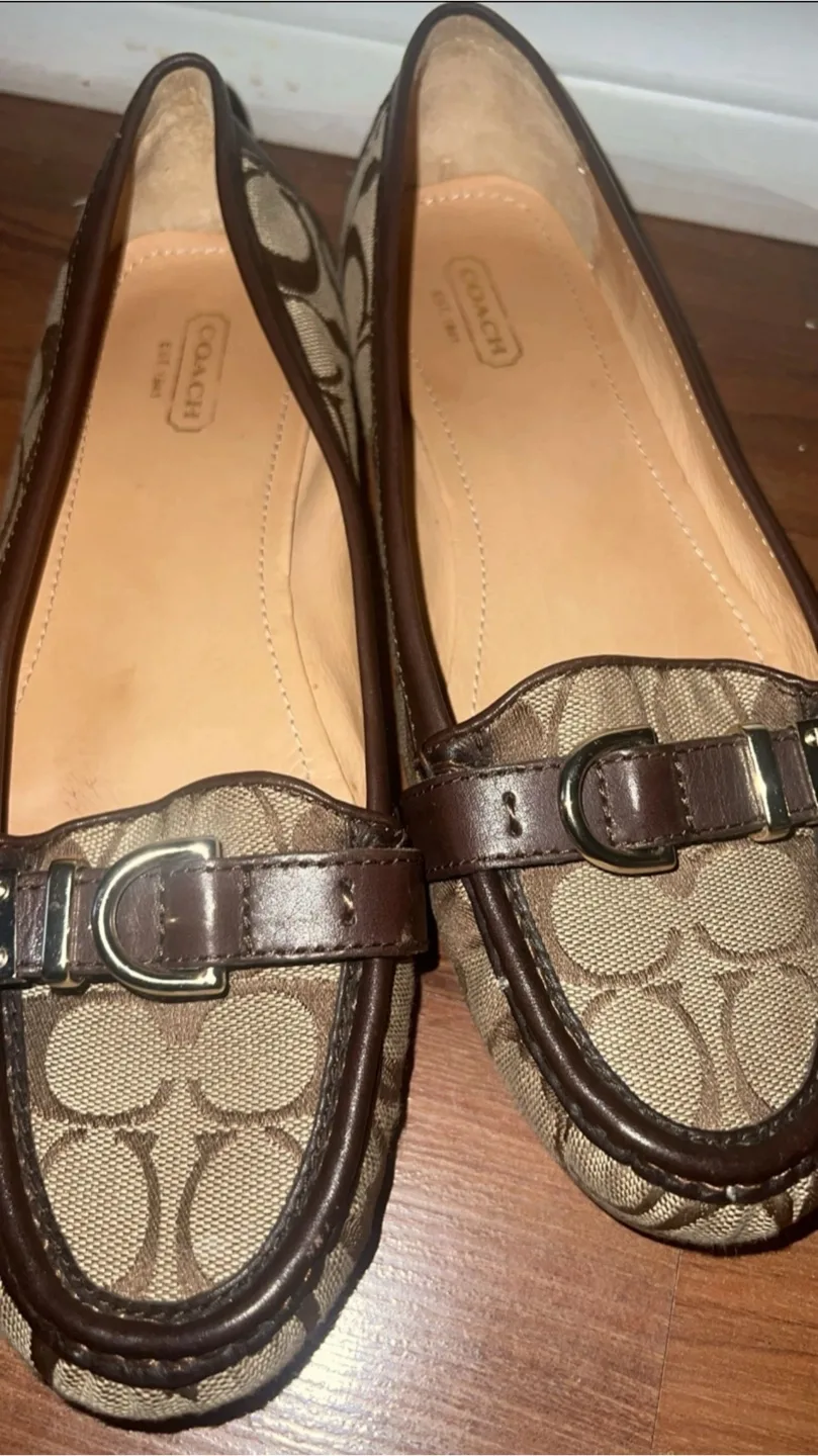 Coach Ballet Flats thumbnail