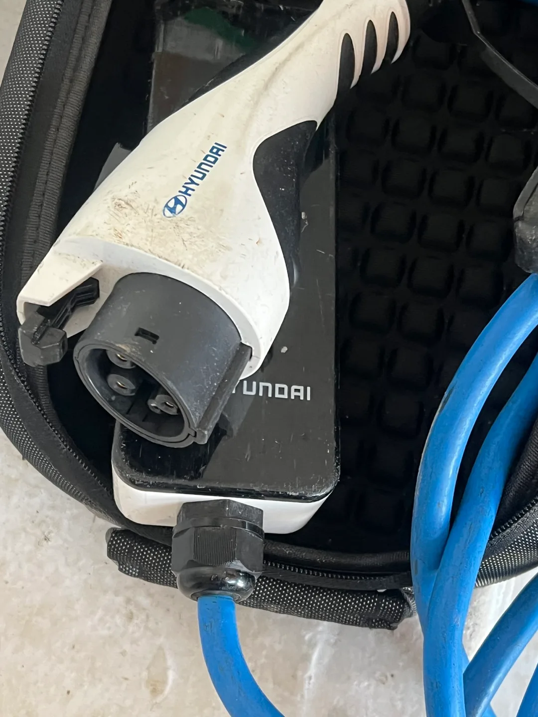 Hyundai Ioniq car charger image indicator(2)