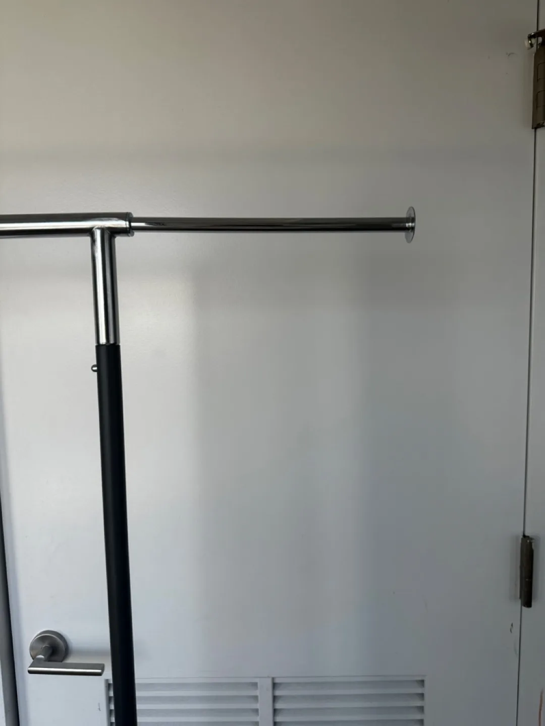 Large clothing rack image indicator(3)