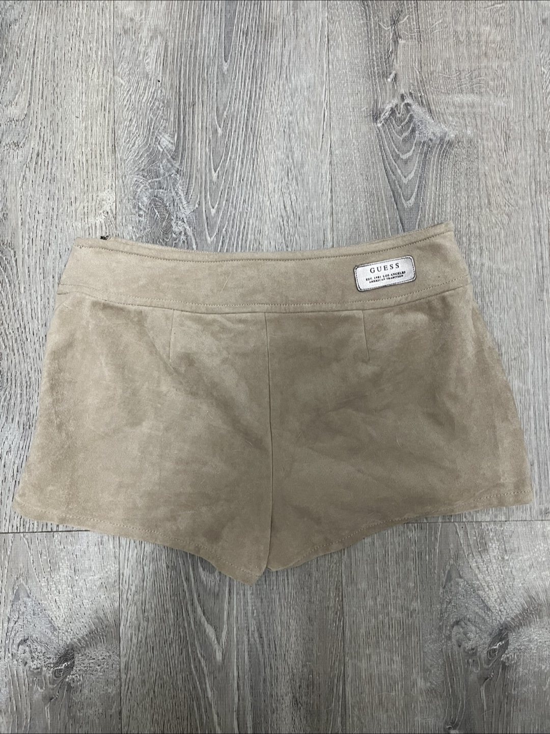 Guess Beige Suede Shorts - photo 4