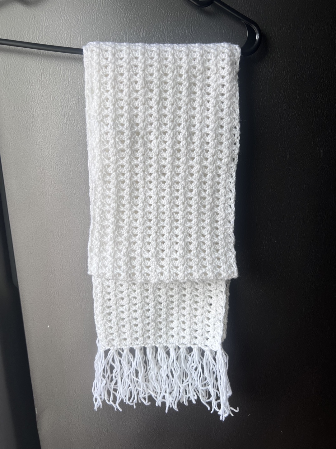 Handmade Knitted White Scarf - photo 2