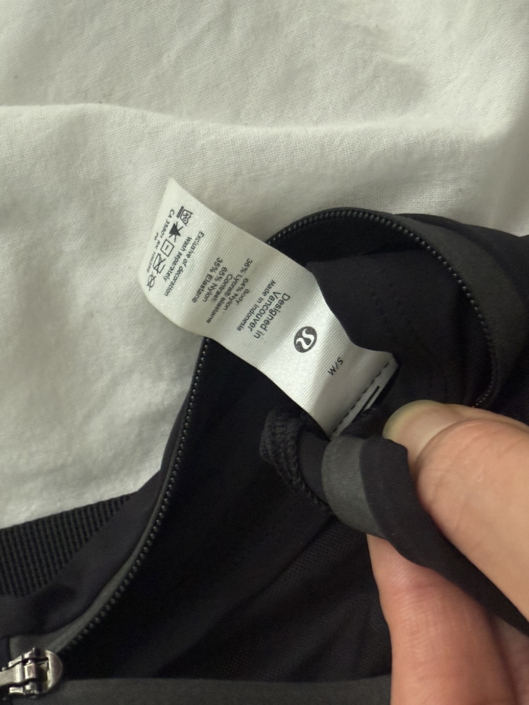 Lululemon Fast and Free Run Belt - Black, S/M - photo 2