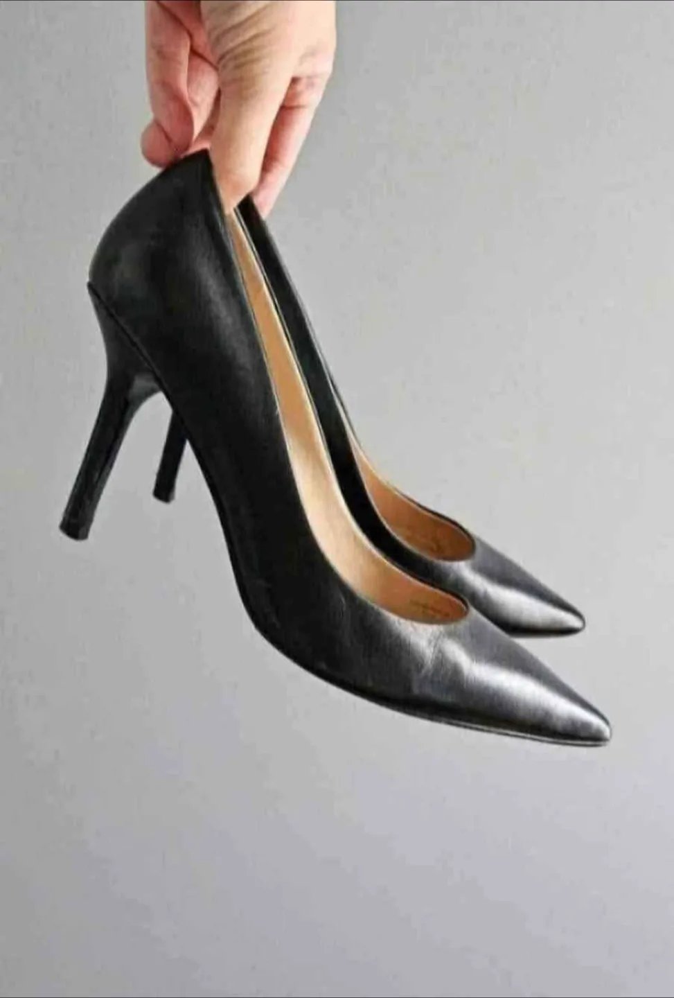 Guess by Marciano Stilettos Size 6 thumbnail