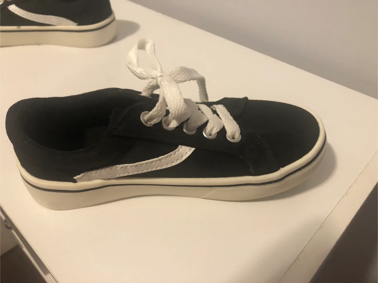 Black & White Sneakers - Size 12 image indicator(2)