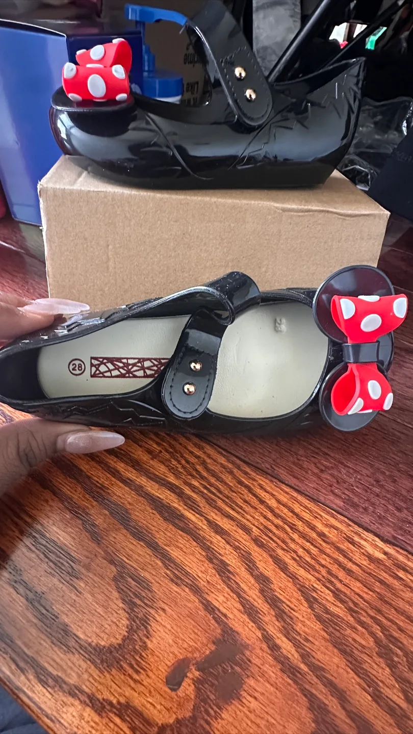 Minnie Mouse Shoes - Size 28 (Kids) image indicator(2)