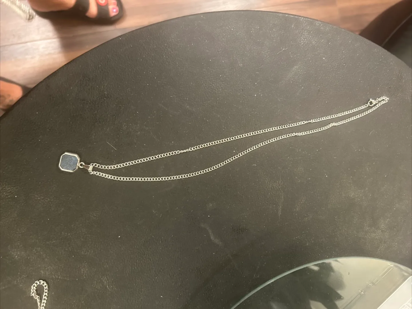 Assorted Pendants on Chains image indicator(3)