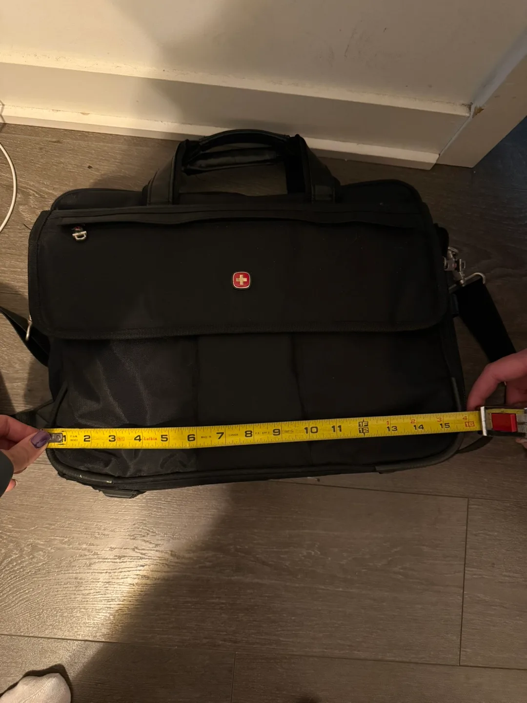 SwissGear Black Laptop Bag image indicator(2)