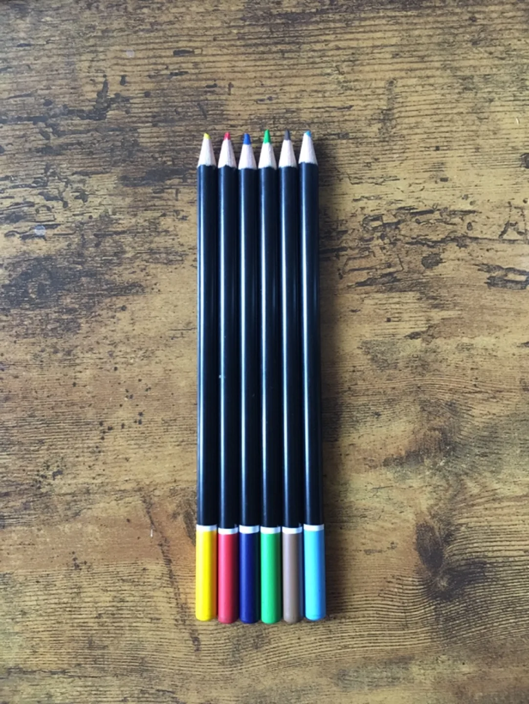 Set of 6 Colouring Pencils