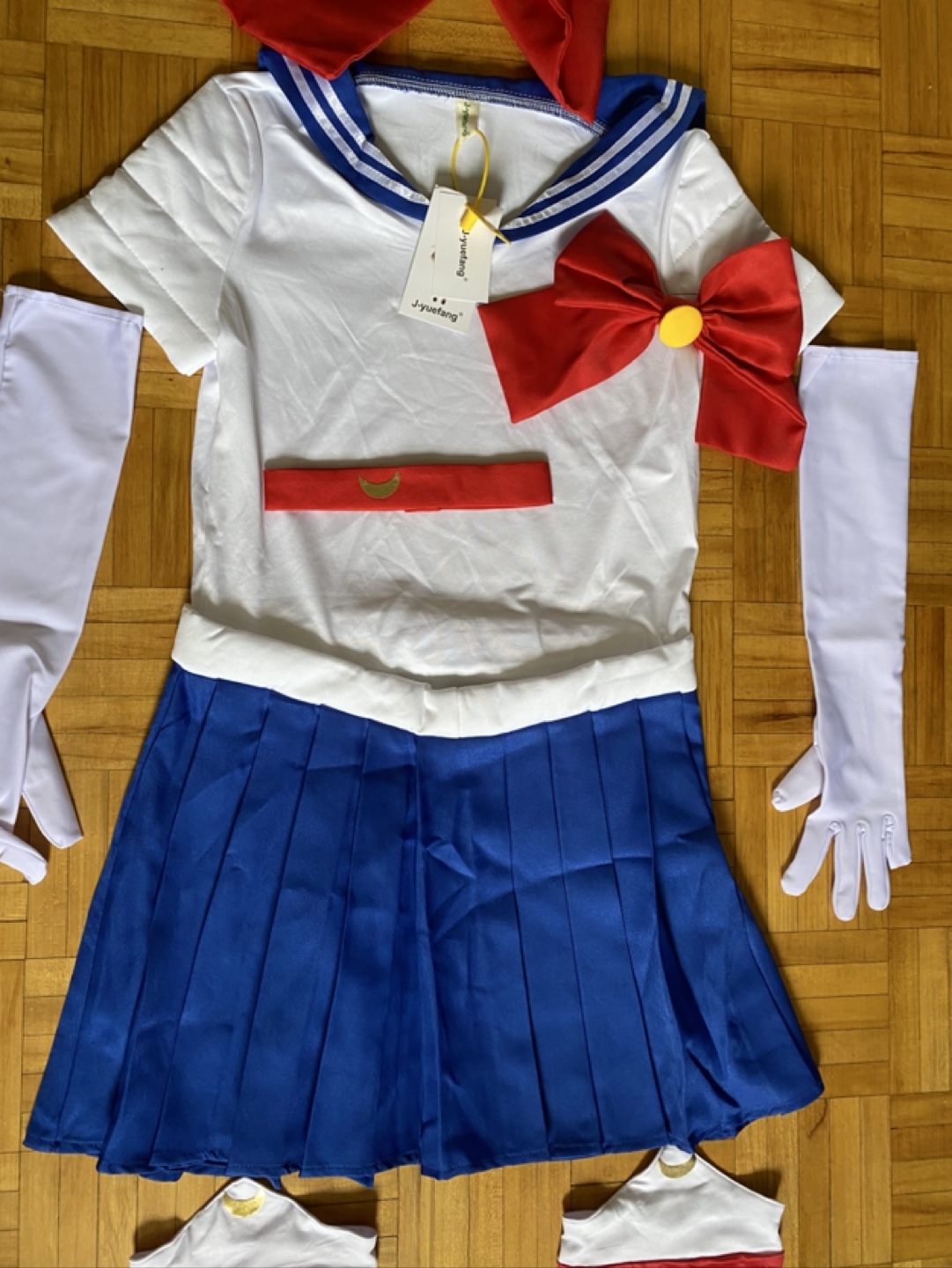 Sailor Moon Cosplay Costume - photo 4
