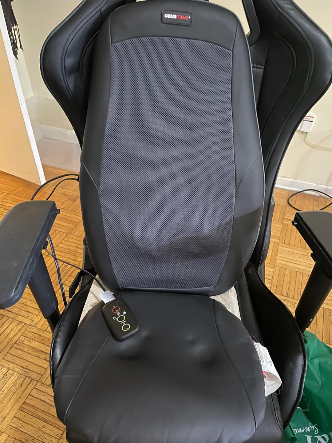 ObusForme back massage chair thumbnail
