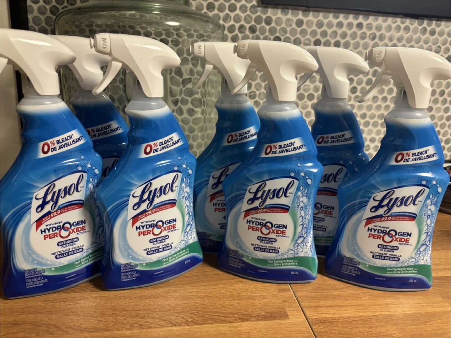 Lysol Bathroom Cleaner, Cool Spring Breeze, 650 mL