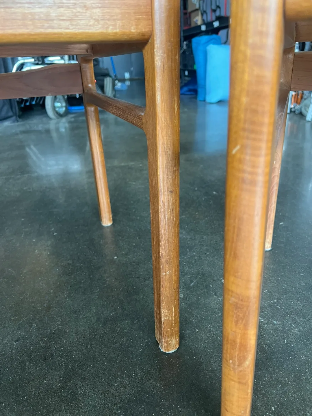 Mid Century Modern Dining Chairs (Set of 3) image indicator(6)