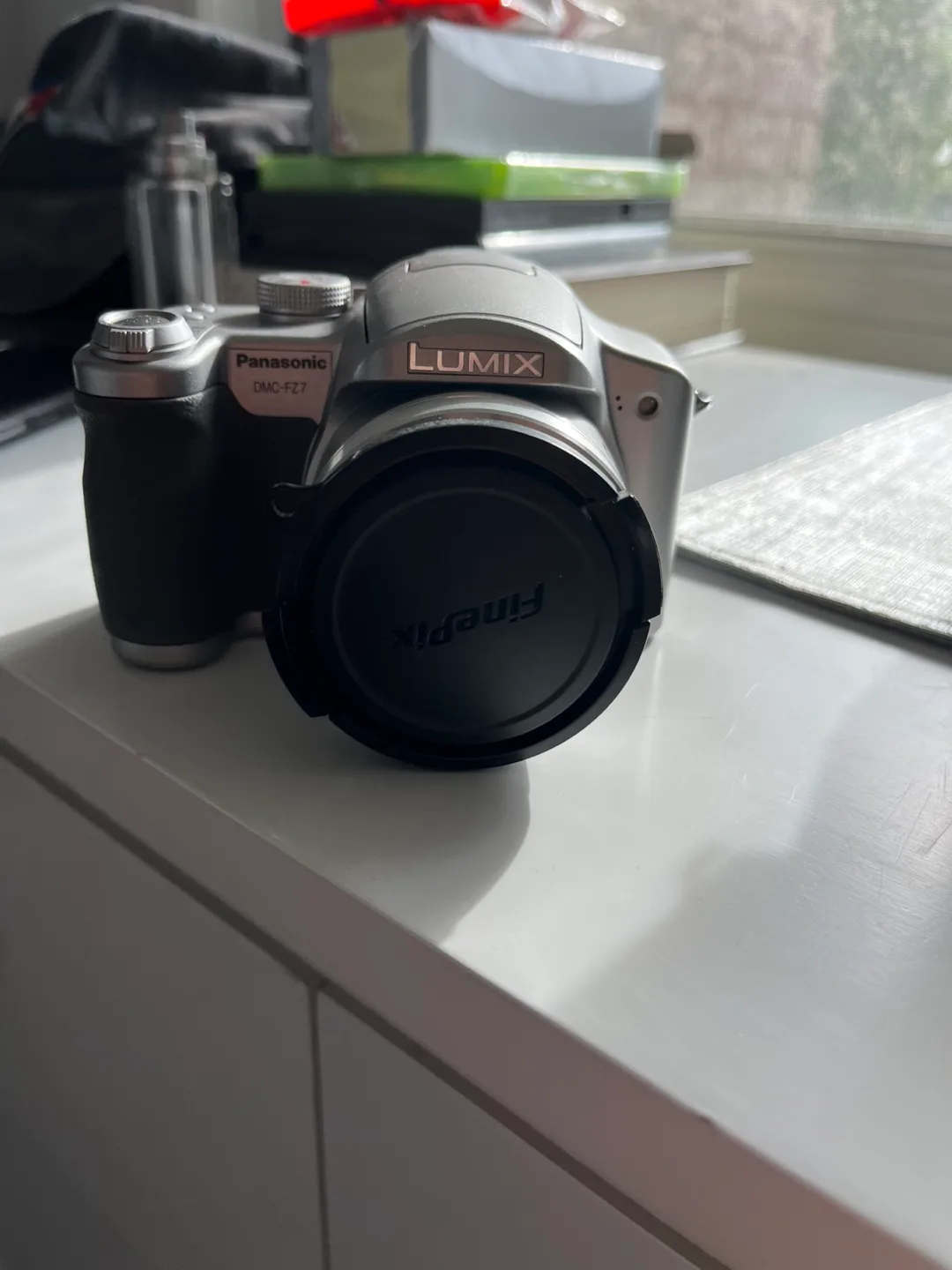 Panasonic Lumix DMC-FZ7 Digital Camera - Silver image indicator(6)