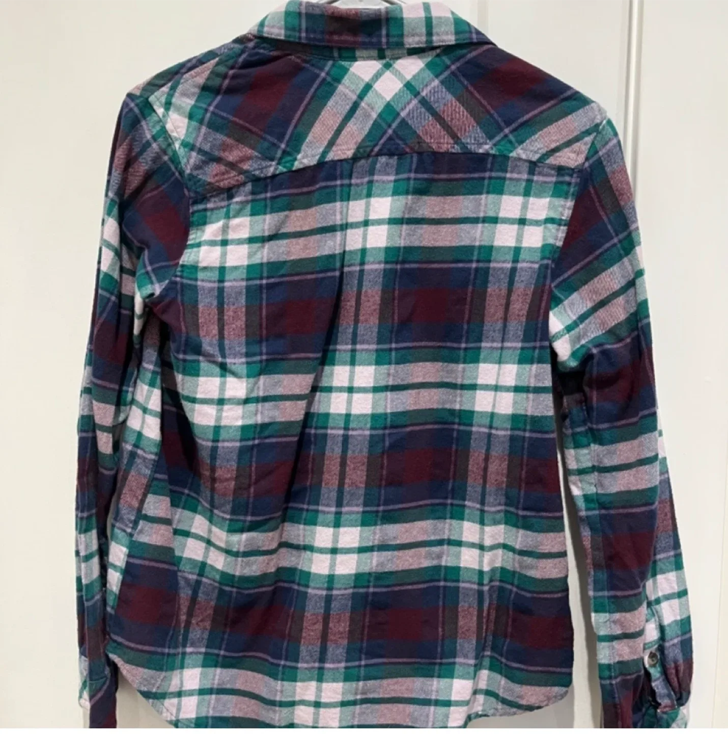Woman’s Flannel/Plaid Shirt image indicator(2)