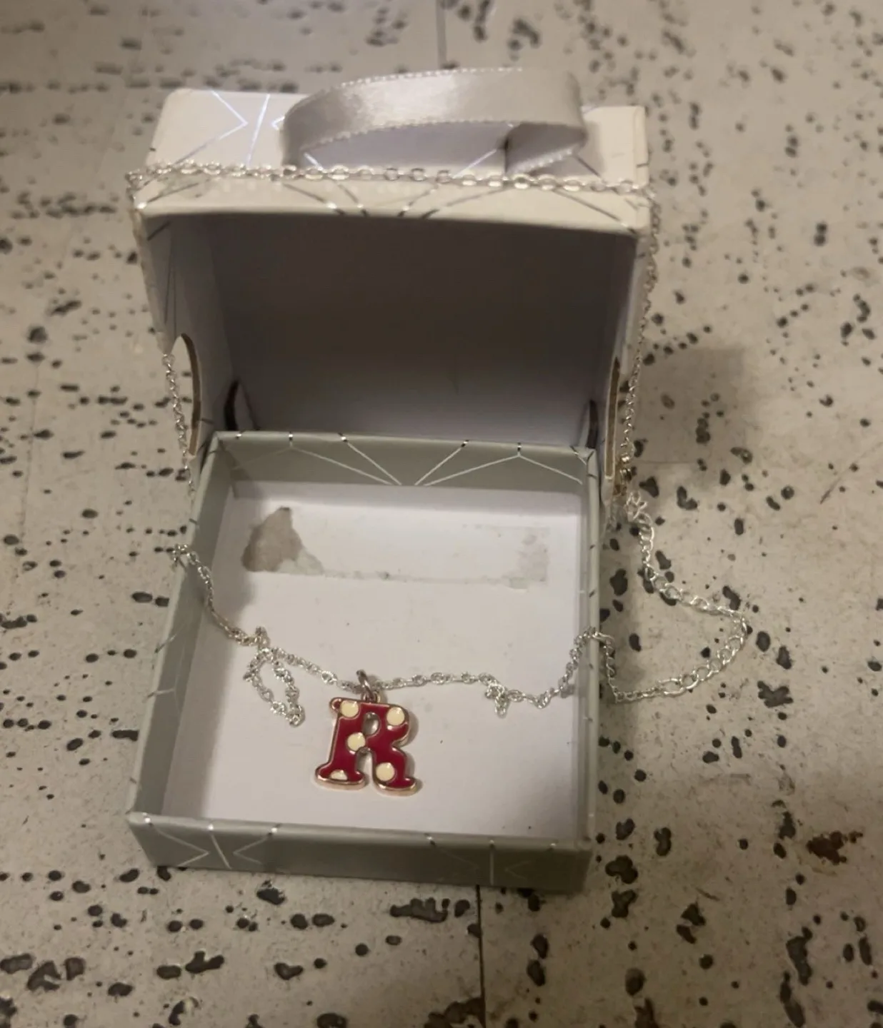 Initial 'R' Necklace thumbnail