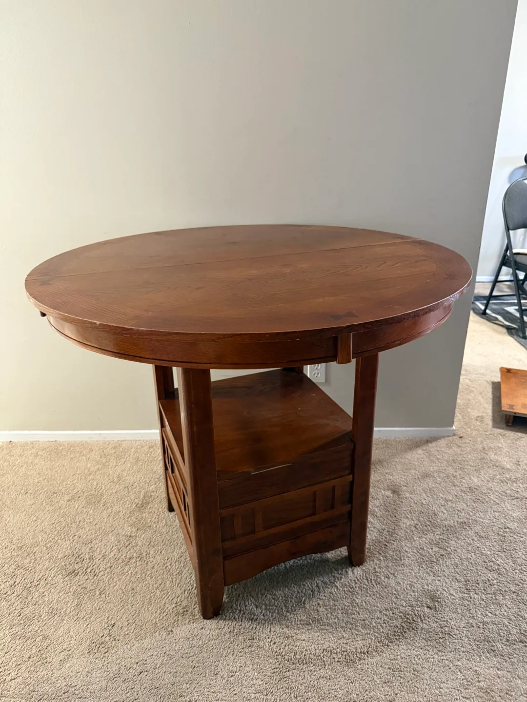 Round Wooden Dining Table with Leaf image indicator(3)