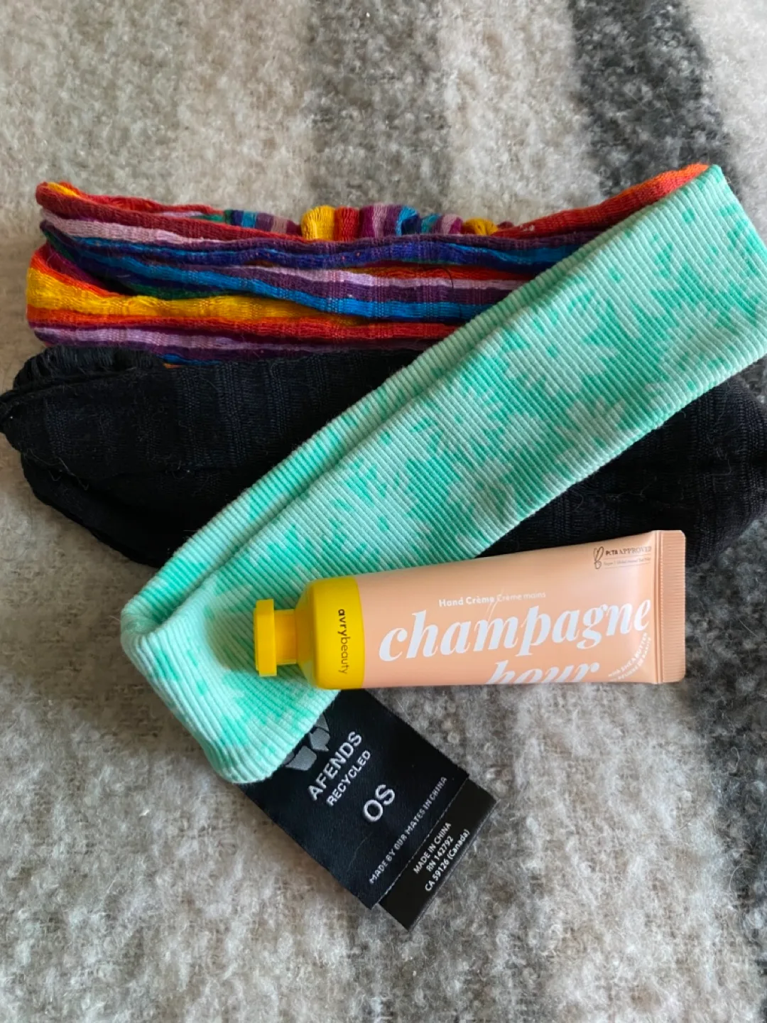 Headbands & AG Champagne Hour Hand Cream image indicator(2)