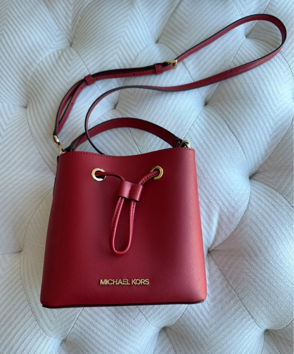 Michael Kors Red Leather Bucket Bag thumbnail