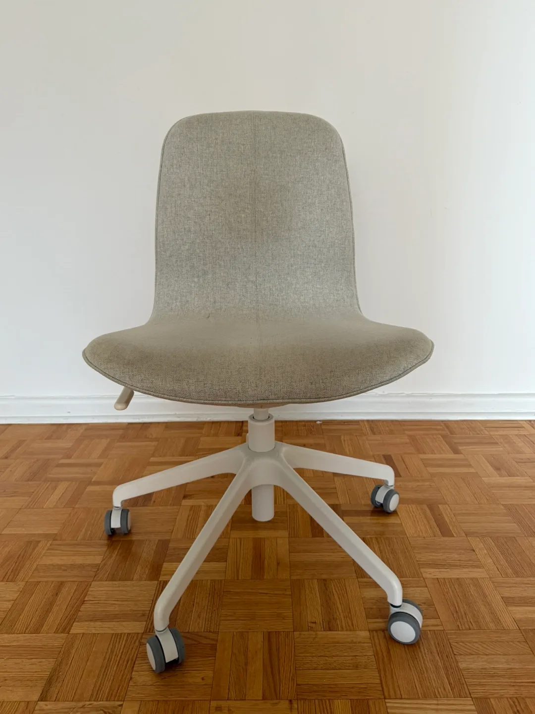 Light Grey Office Chair thumbnail