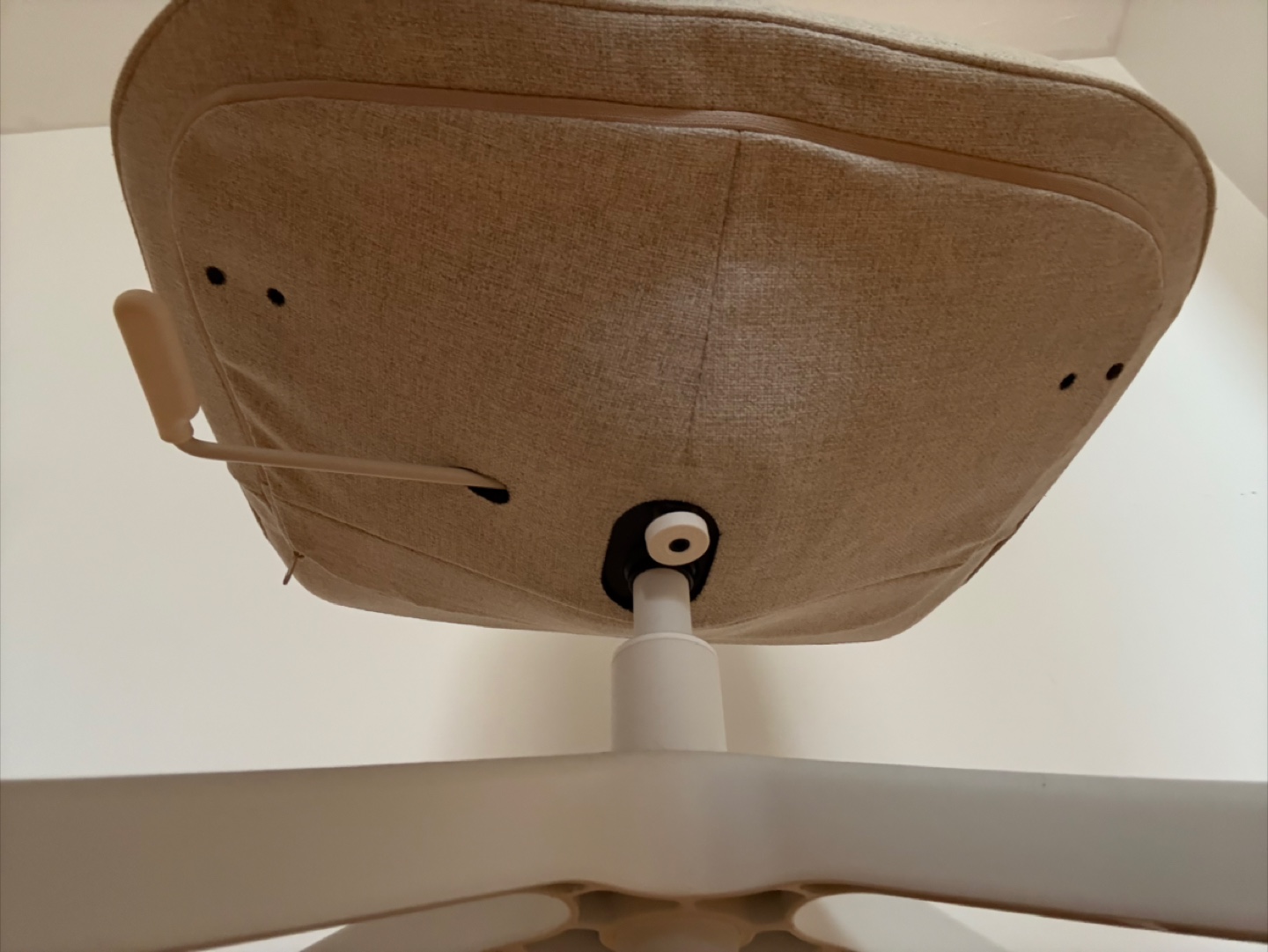 Light Grey Office Chair - photo 4