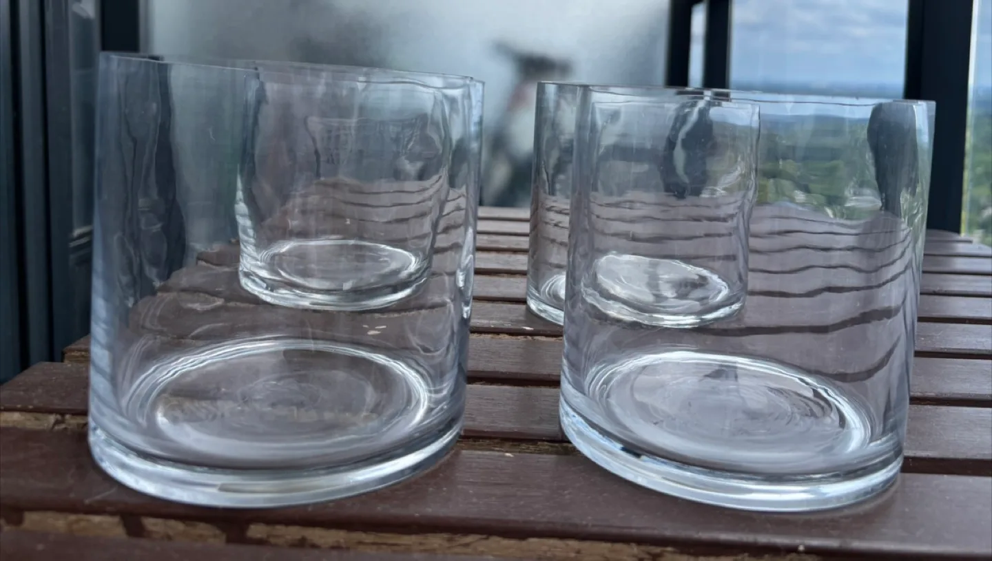 Set of 4 Clear Glass Vases image indicator(2)