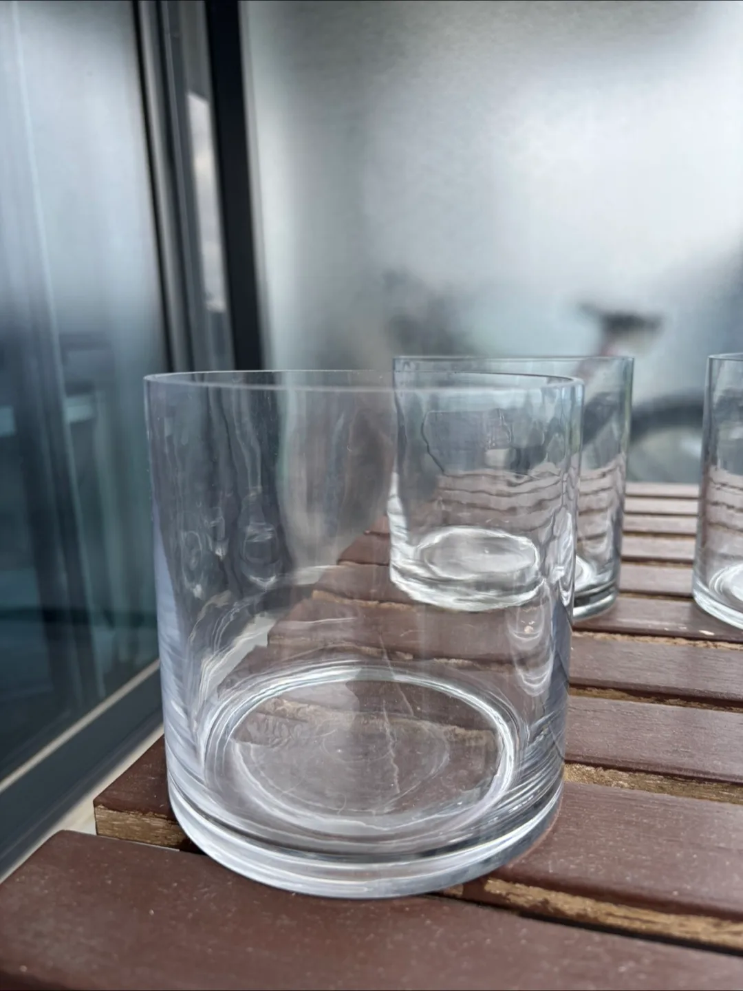 Set of 4 Clear Glass Vases image indicator(3)