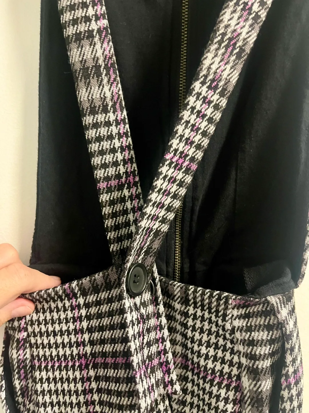 Hollister Plaid Super Cute Overalls - Size XS image indicator(3)