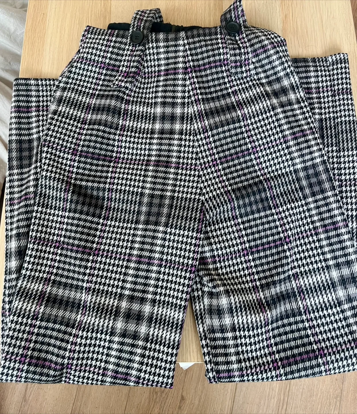 Hollister Plaid Super Cute Overalls - Size XS image indicator(5)