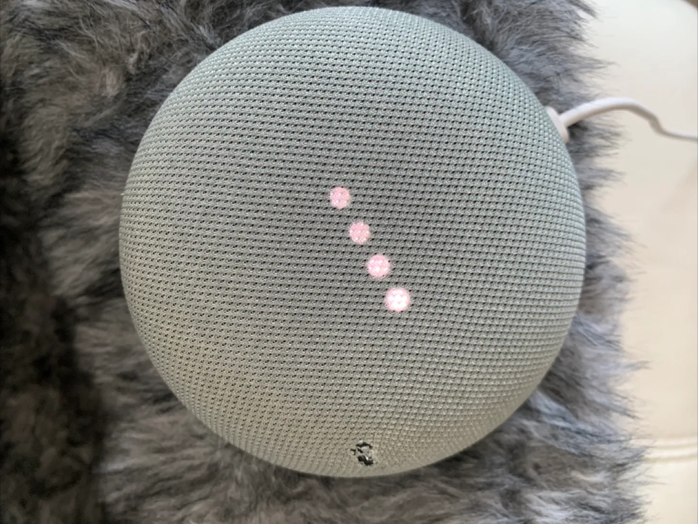 Google Nest Mini - Smart Speaker image indicator(2)