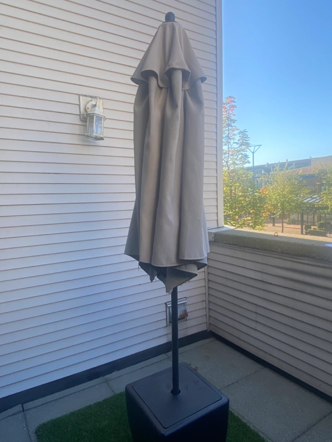 Patio Umbrella with Base - Great Condition! - photo 5